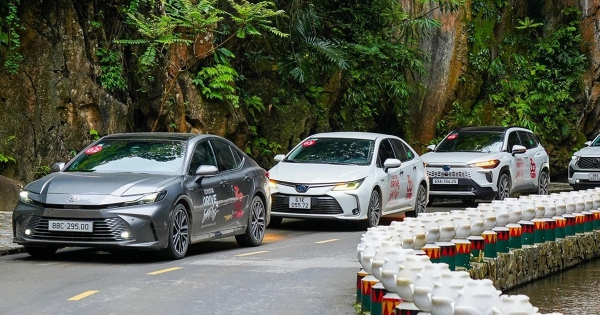 Ngoài VinFast, còn hãng xe nào đang thực sự hưởng lợi từ xu hướng ‘xanh hoá’ ô tô tại Việt Nam?