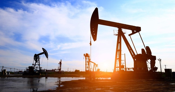 IEA: Thị trường dầu mỏ toàn cầu sẽ dư cung nhiều hơn sau đợt tăng sản lượng của OPEC+