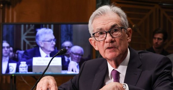 Chủ tịch Fed cảnh báo tương lai đầy thách thức, không phát tín hiệu sẽ tiếp tục hạ lãi suất