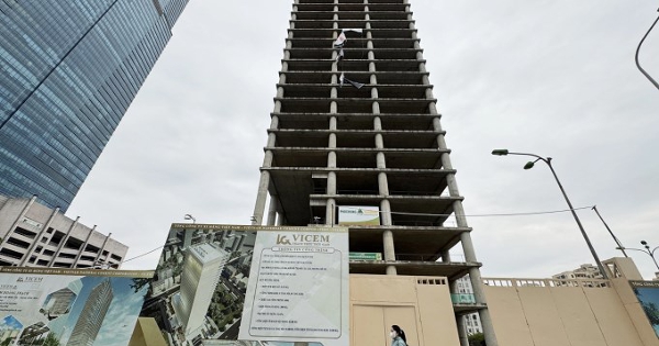 Cựu Phó tổng giám đốc Xi măng Việt Nam bị khởi tố