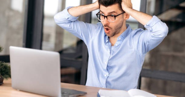 Khối ngoại đã bán ròng 100.000 tỷ đồng, chuyện gì đang diễn ra?