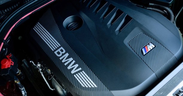 Sếp BMW: 'Động cơ đốt trong không bao giờ biến mất'