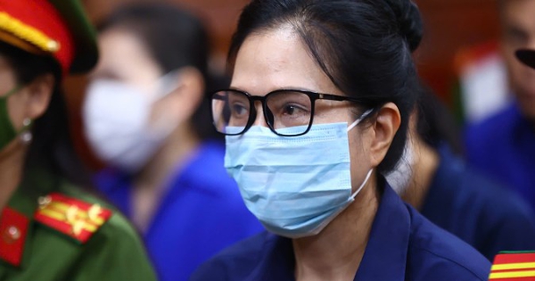 Cựu Tổng giám đốc SJC lĩnh 25 năm tù, phải nộp lại 10.000 lượng vàng