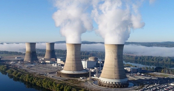 Bộ Chính trị yêu cầu sớm triển khai dự án điện hạt nhân Ninh Thuận 1&2