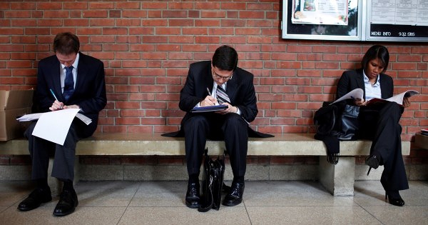 Fed khó từ chối hạ lãi suất: Mỹ chỉ có 22.000 việc làm mới trong tháng 8, thị trường lao động suy yếu rõ rệt