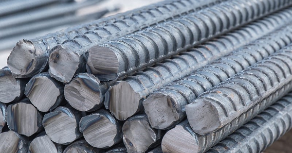 Giá thép và nhiều mặt hàng có thể chịu áp lực dư cung trong năm 2026?