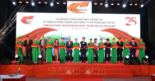 Tây Ninh đưa nhà máy sản xuất sợi tổng hợp và vải vào hoạt động