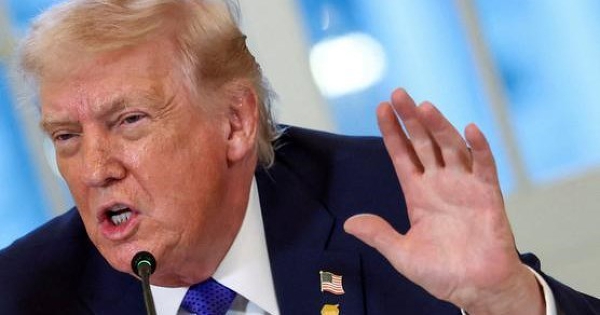 Ông Trump dọa đánh thuế những nước cung cấp dầu mỏ cho Cuba