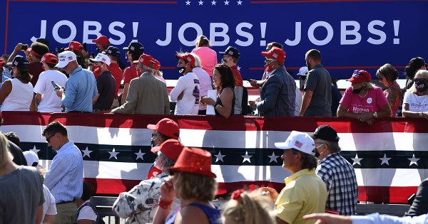 Báo cáo việc làm tháng 12 yếu hơn dự kiến, nhen nhóm hy vọng Fed sẽ sớm hạ lãi suất