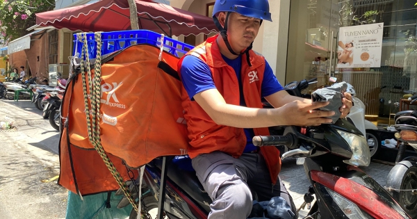 Phí sàn tăng liên tục, thương mại điện tử phát tín hiệu cảnh báo