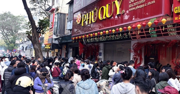 Giá vàng biến động mạnh, cẩn trọng bẫy FOMO trước ngày vía Thần Tài