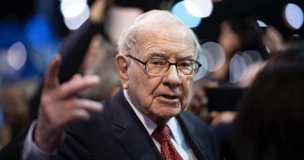 'Đơn giản hóa vấn đề': Chìa khóa thành công của Warren Buffett và Albert Einstein