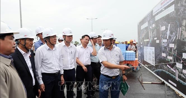 Đà Nẵng gỡ khó về mặt bằng, sớm hoàn thành tuyến đường ven biển