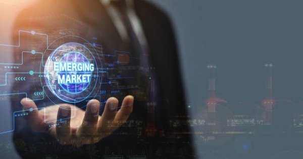 Từ Thông tư 08 thay đổi chính sách đến danh mục cổ phiếu đón đầu dòng tiền FTSE