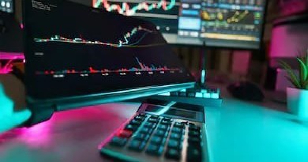 Khối ngoại xả ròng hơn 6.100 tỷ đồng tuần đầu tháng 2, đâu là tâm điểm?