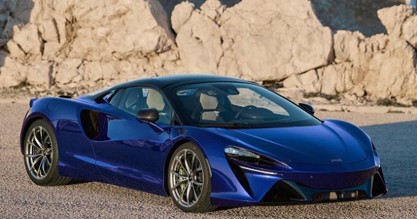 Siêu xe hybrid tại Việt Nam giảm hàng tỷ đồng nhờ ưu đãi thuế