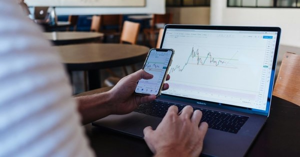 Nhận định thị trường chứng khoán 12/3: Kiểm định vùng kháng cự 1.750 điểm