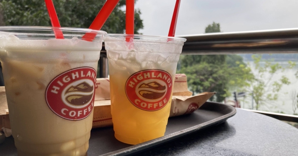 Trước thềm IPO, Highlands Coffee đang kiếm tiền tại Việt Nam thế nào?