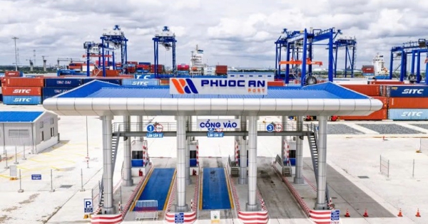 Một công ty cảng vừa tăng vốn, 10 nhà đầu tư mấp mé ngưỡng trở thành cổ đông lớn