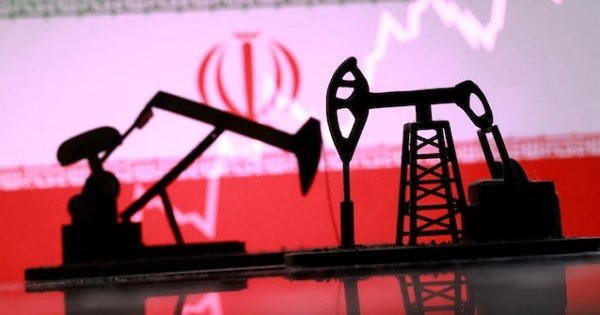 Mỹ nới lệnh trừng phạt với 140 triệu thùng dầu thô Iran