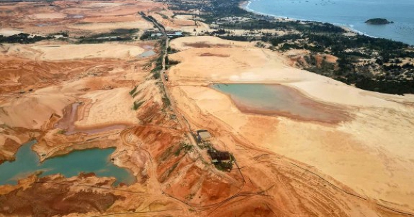 Chiêu bỏ tiền tỷ ngoài sổ sách của Chủ tịch Tập đoàn Rạng Đông