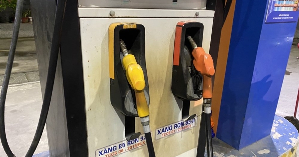 Bộ Tài Chính đề xuất miễn thuế xăng dầu đến hết 30/6