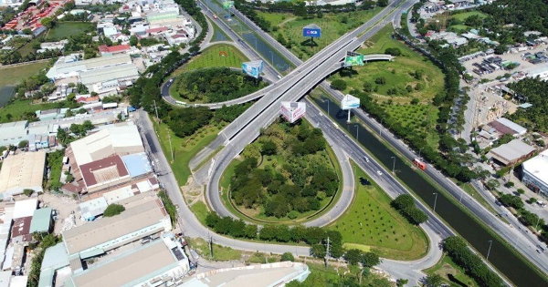 Haxaco loay hoay tìm đầu ra cho khu 'đất vàng' Võ Văn Kiệt