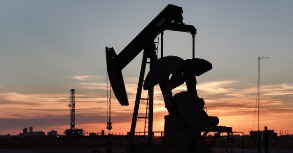 Sản lượng dầu thô Mỹ tháng 1 giảm mạnh nhất hai năm