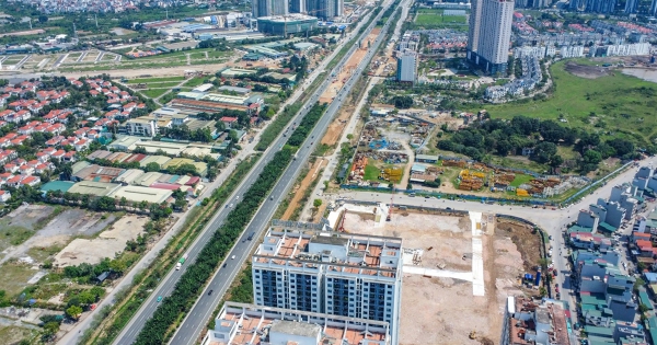 Giá chung cư neo cao, thanh khoản giảm trên diện rộng