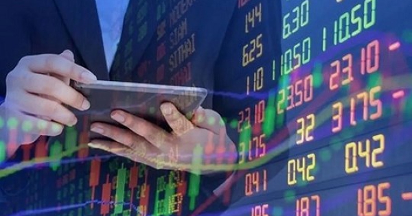 Công ty chứng khoán 18 năm tuổi, có trụ sở ở Hà Nội bị 'tuýt còi'