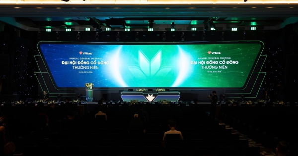 [LIVE] ĐHĐCĐ VPBank: Dự chia cổ phiếu thưởng tỷ lệ 26%, cổ tức 5% bằng tiền, phát hành riêng lẻ cho đối tác ngoại