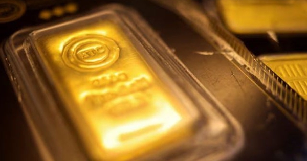 Giá vàng thế giới chạm đáy 3 tuần