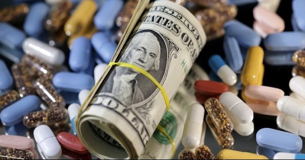 Mỹ áp thuế 100% đối với một số dược phẩm nhập khẩu