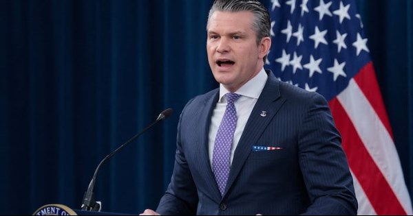 Bộ trưởng Bộ Quốc phòng Mỹ yêu cầu Tham mưu trưởng Lục quân từ chức