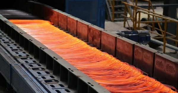 Giá thép xây dựng sẽ sớm chạm mốc 16 triệu đồng/tấn?