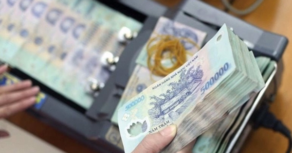 Tính đến 24/3, tăng trưởng tín dụng đạt 2,15% trong khi huy động vốn chỉ tăng 0,44%