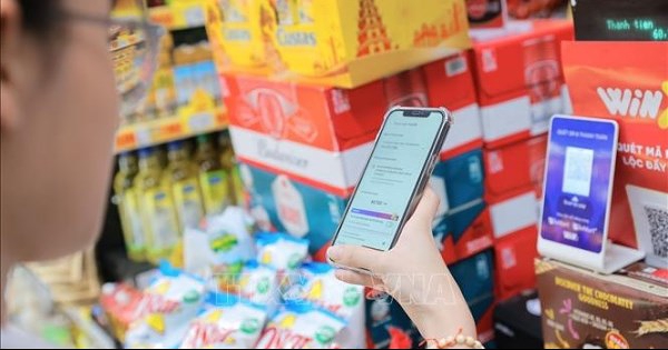 Thanh toán tiền mặt: Kẽ hở trong minh bạch doanh thu và quản lý thuế