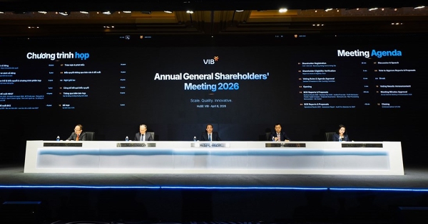 Lãnh đạo VIB dự báo Fed khó giảm lãi suất, VND có thể mất giá 3 - 5%