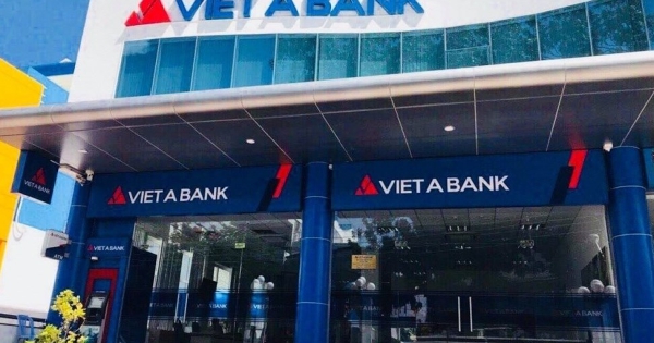 Lợi nhuận một ngân hàng tăng 44% trong quý I, chi nhân viên tăng 22%
