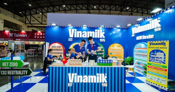 Vinamilk: Biên lợi nhuận gộp có thể sẽ giảm nhẹ trong các quý tới do áp lực giá nguyên liệu gia tăng