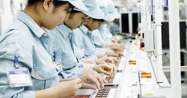 FDI đăng ký vào Việt Nam 4 tháng đầu năm tăng 32%, Singapore và Hàn Quốc rót hơn 10 tỷ USD
