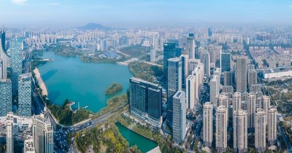 Vượt mặt siêu đô thị Bắc Kinh và Thượng Hải, các TP hạng hai và ba sẽ là đầu tàu kinh tế mới của Trung Quốc