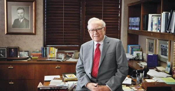 Nước đi khôn ngoan của huyền thoại Warren Buffett trước thảm hoạ cháy rừng