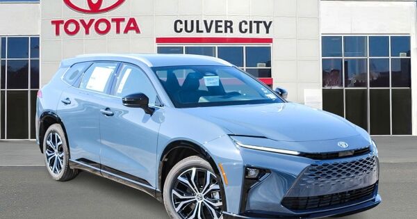 Vượt Volkswagen, Toyota dẫn đầu doanh số toàn cầu 5 năm liên tiếp