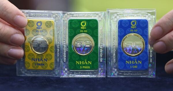 Từ hôm nay, mua bán vàng trên 20 triệu phải chuyển khoản