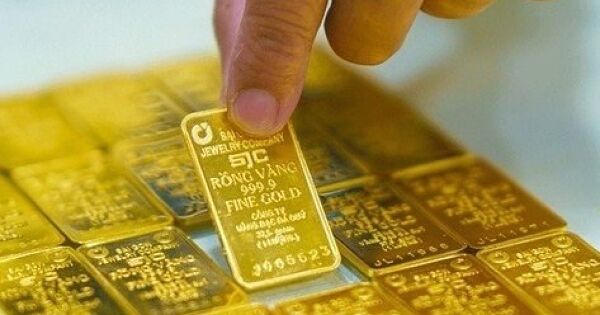 NHNN chính thức ban hành cơ chế cấp phép sản xuất vàng miếng, nhập khẩu vàng