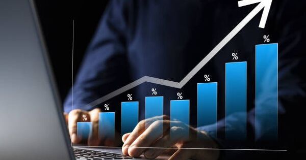 Cổ phiếu CRV tăng gần 50% chưa đầy một tuần lên sàn HOSE