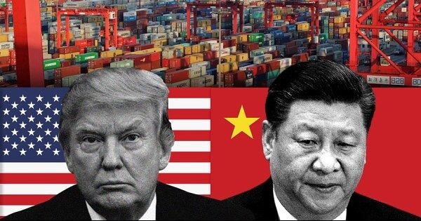 Mỹ tạm hoãn áp thuế 100% với hàng hóa Trung Quốc