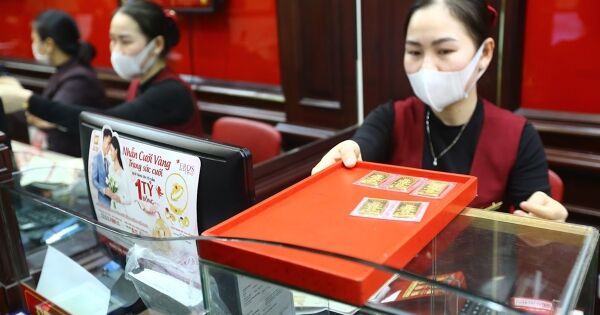 Ông lớn ngân hàng tư nhân tuyển dụng 'Gold Trader', sẵn sàng tham gia thị trường vàng