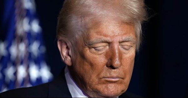 Ông Trump bất ngờ dịu giọng, thừa nhận thuế quan với Trung Quốc khó duy trì